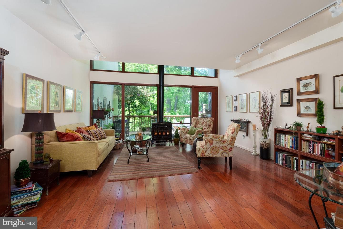 4 Arden Way photo 10
