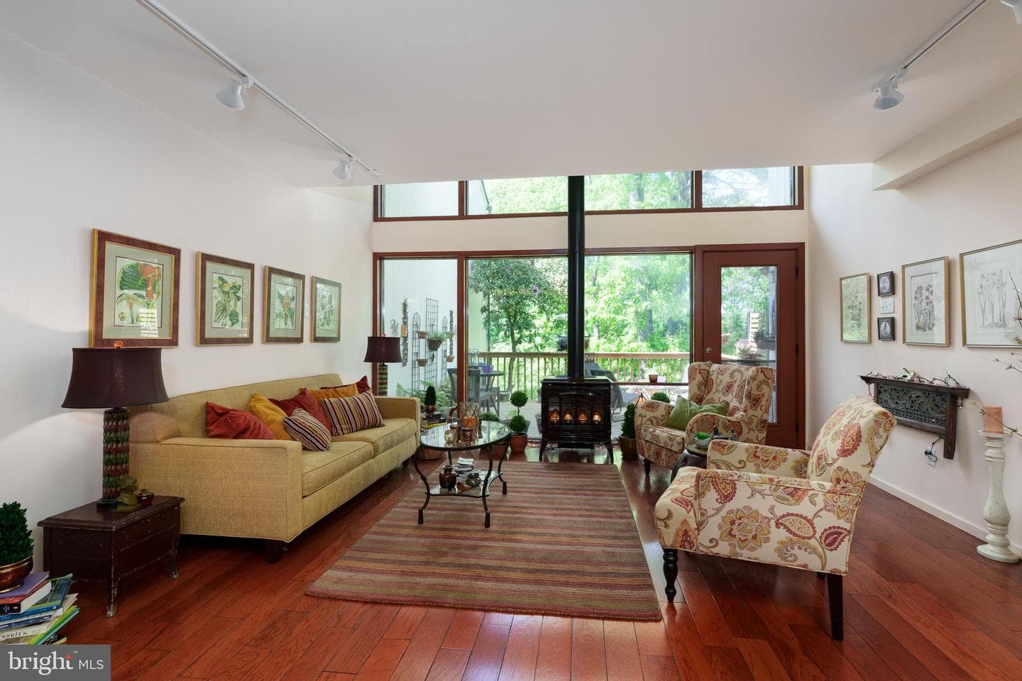 4 Arden Way photo 11