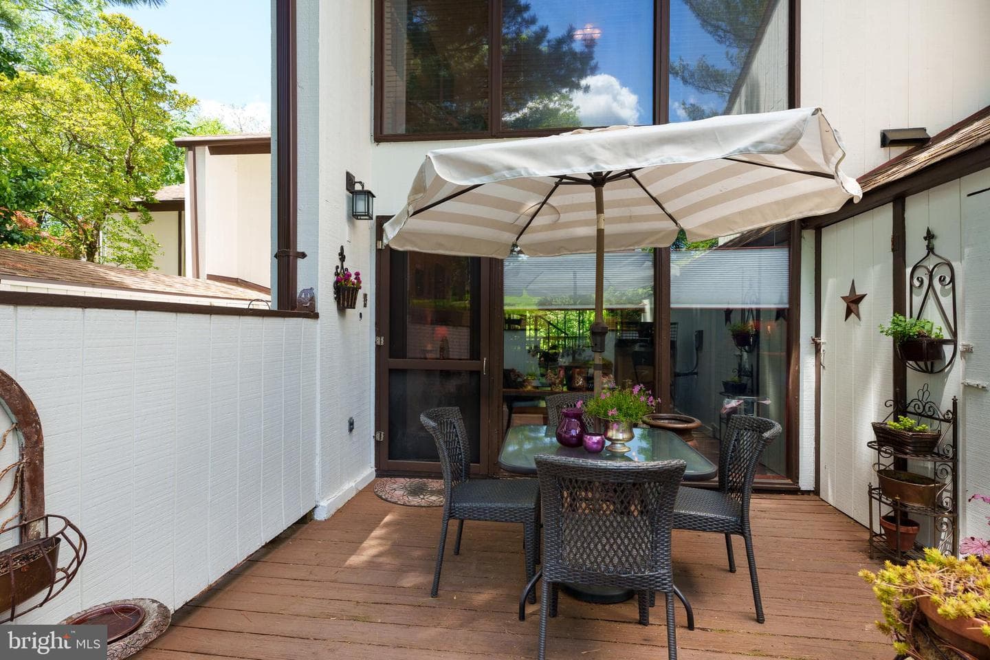 4 Arden Way photo 2