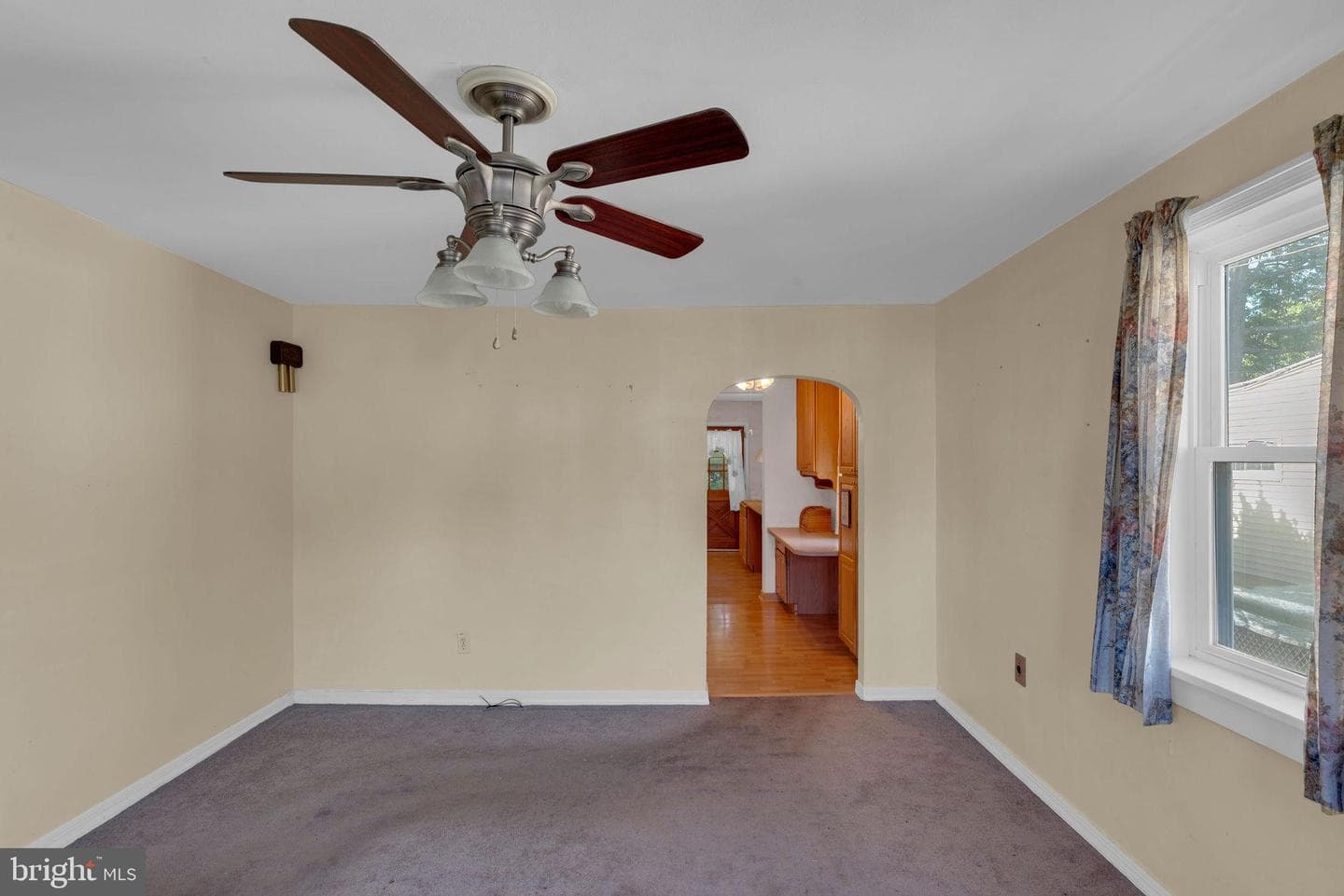 3534 Carnarvon Avenue photo 5