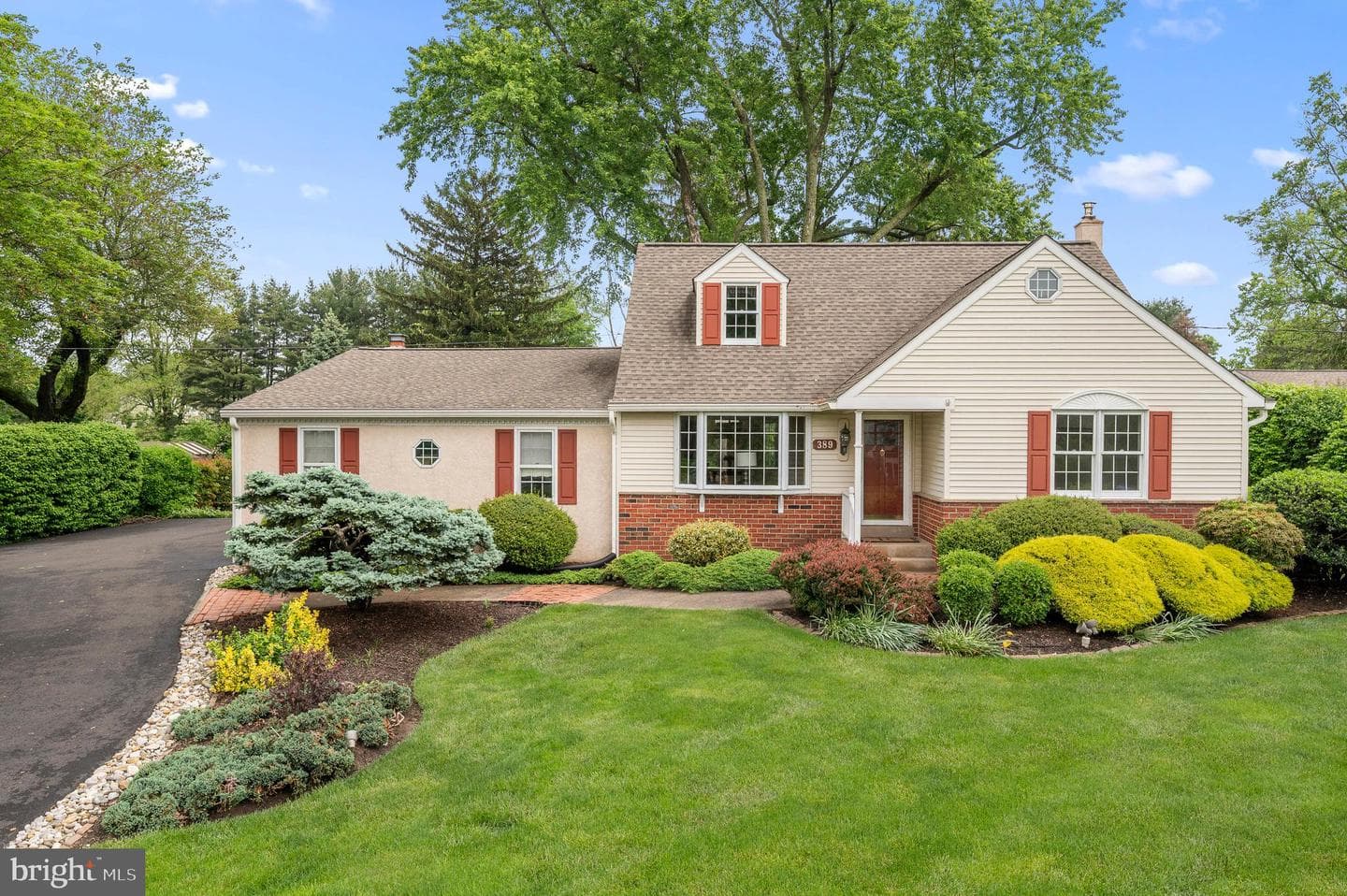 389 Hatboro Road photo 2