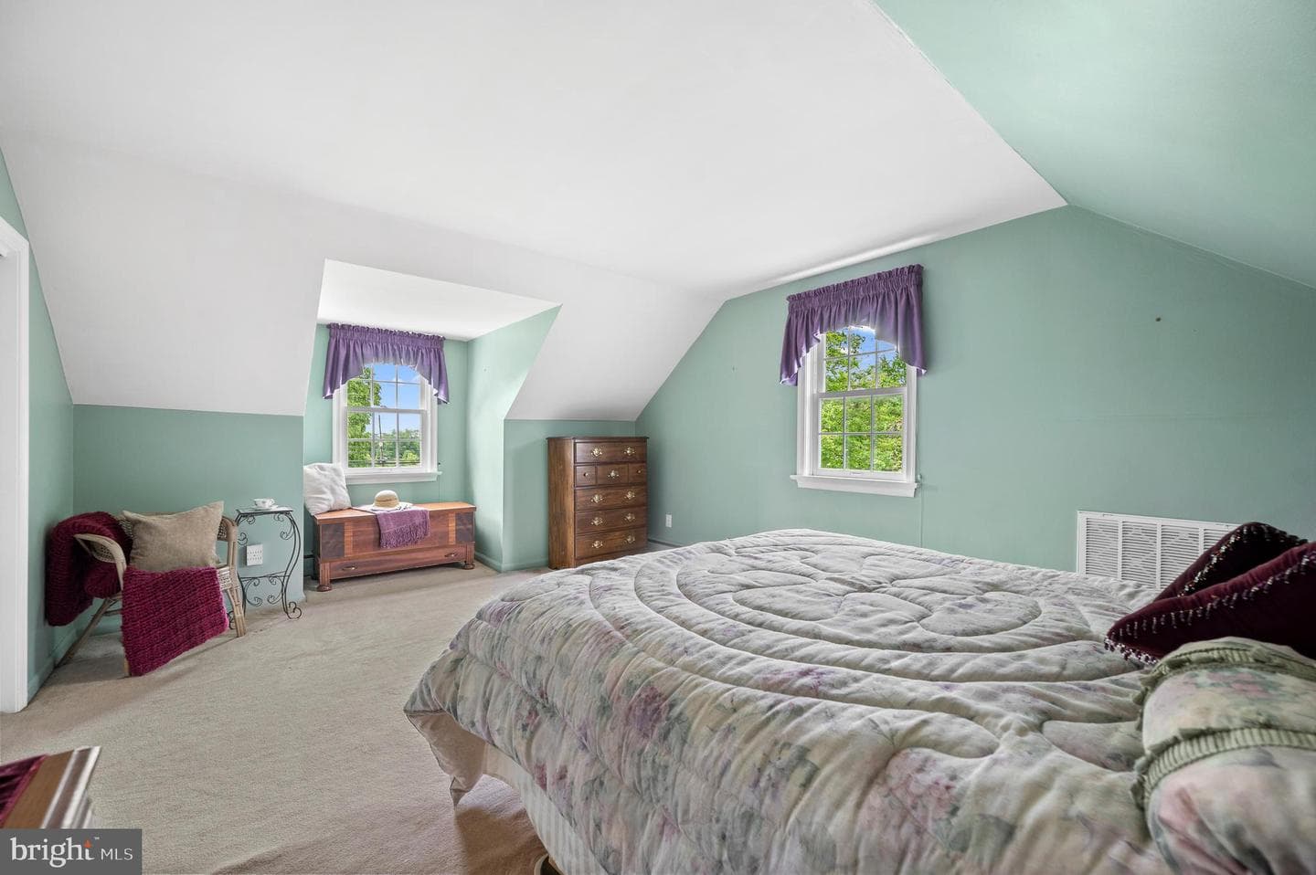 389 Hatboro Road photo 23