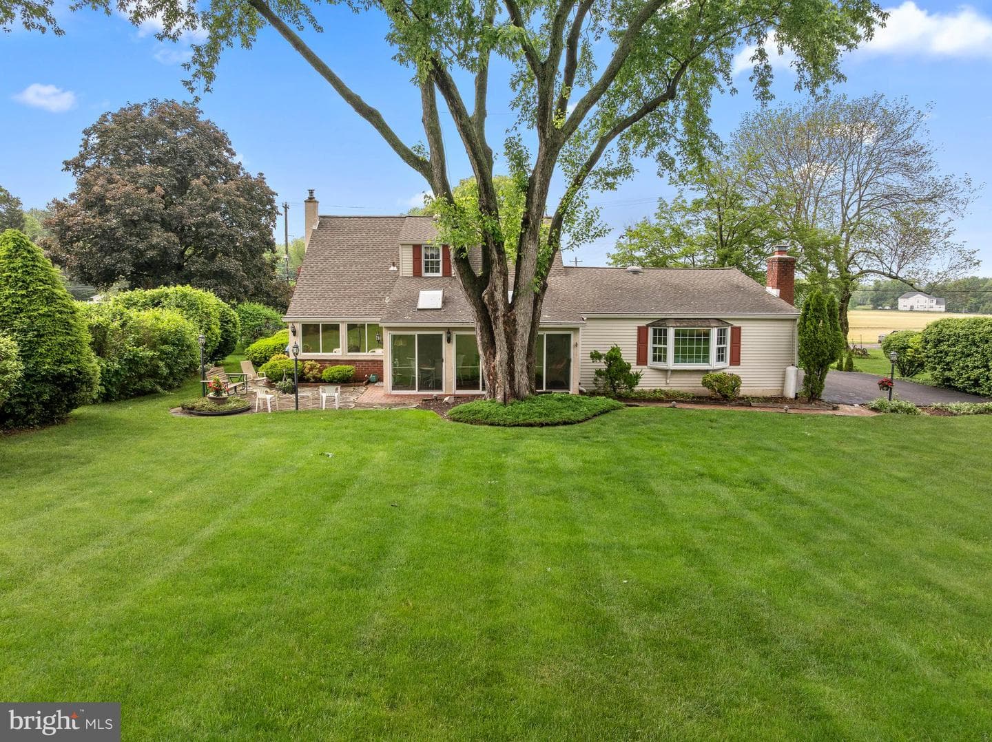 389 Hatboro Road photo 34