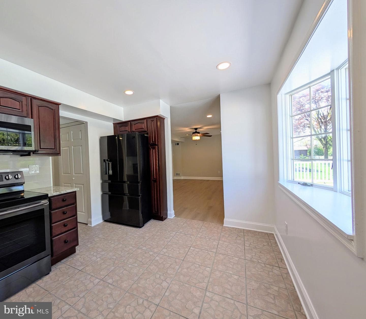 3337 Glendale Drive photo 13