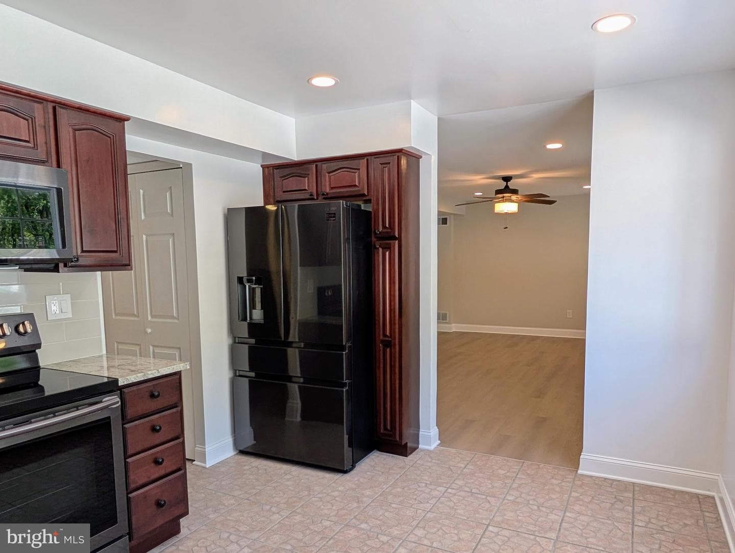 3337 Glendale Drive photo 15