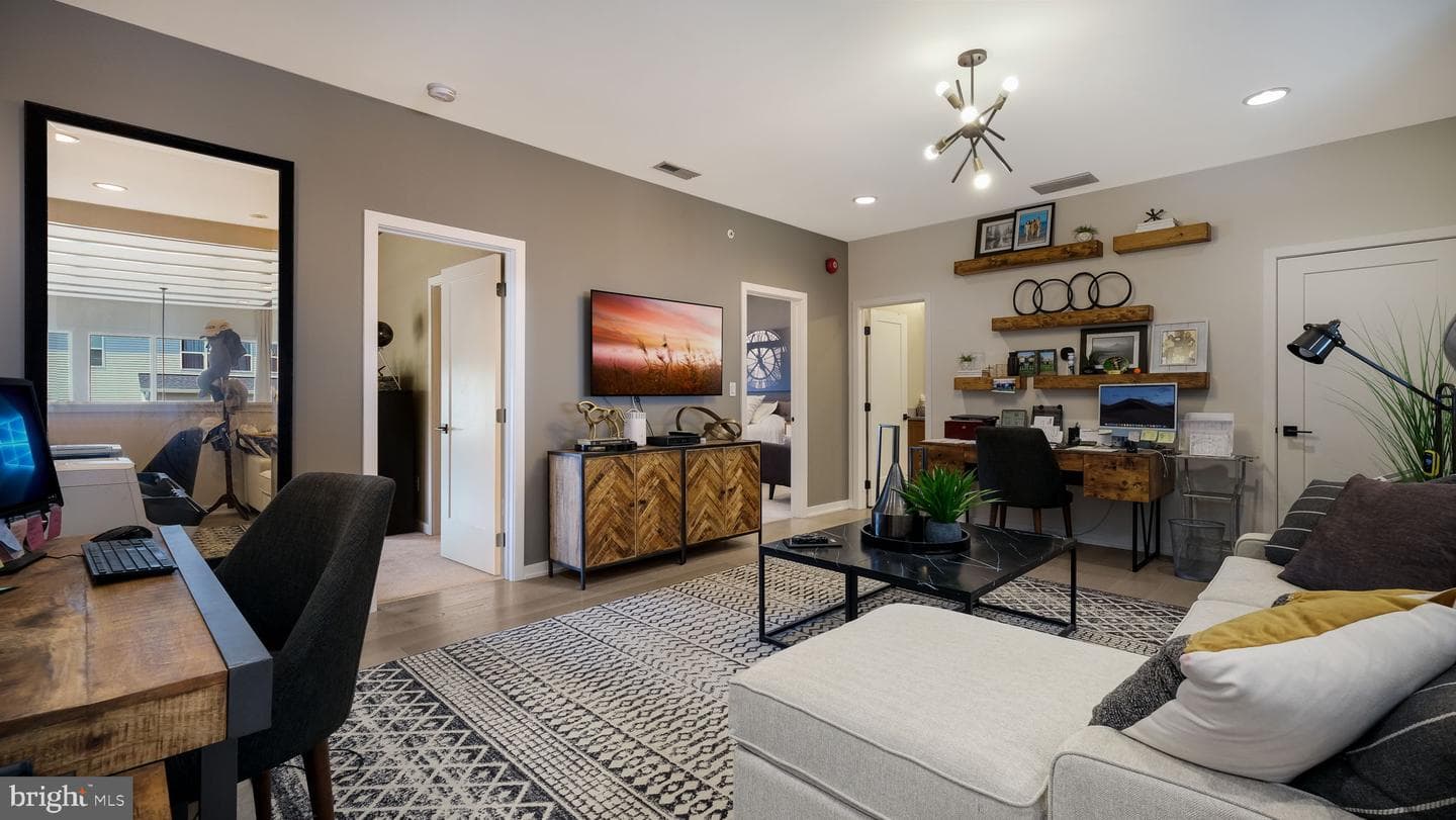 600 Conrad Drive photo 33