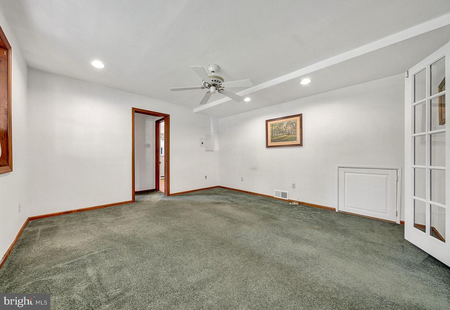 370 Kansas Road photo 12