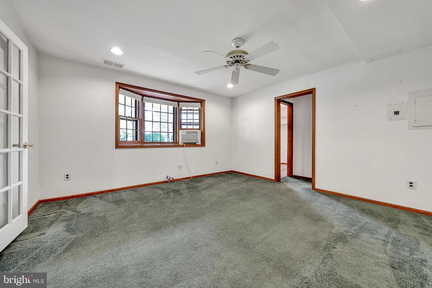 370 Kansas Road photo 14