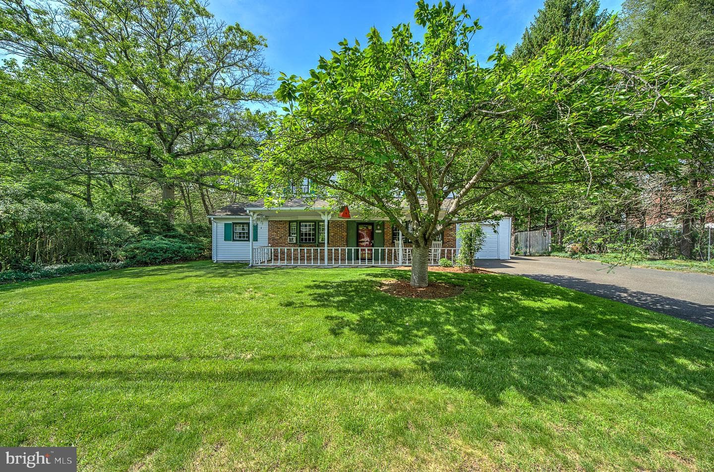 370 Kansas Road photo 3