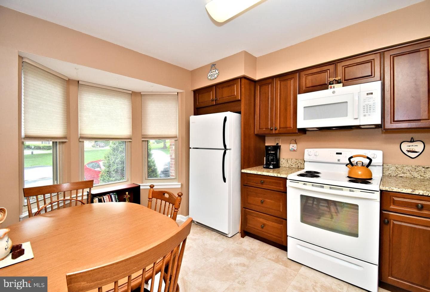 305 Ward Court photo 5