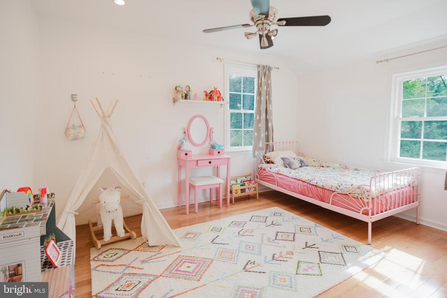 431 Camberly Road photo 13