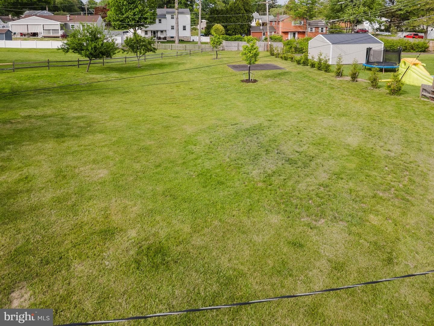 431 Camberly Road photo 62