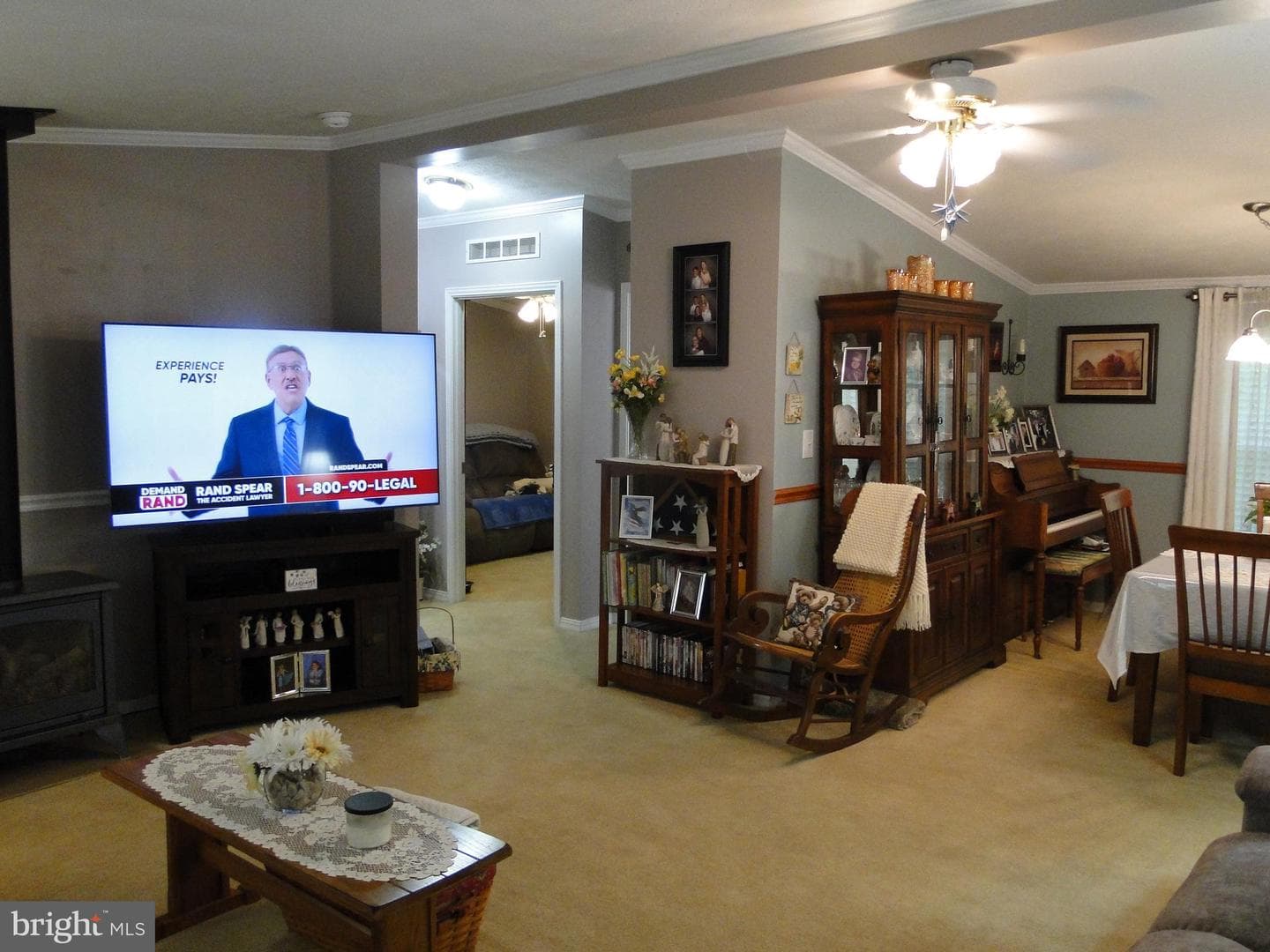 16 Skyview Drive photo 3