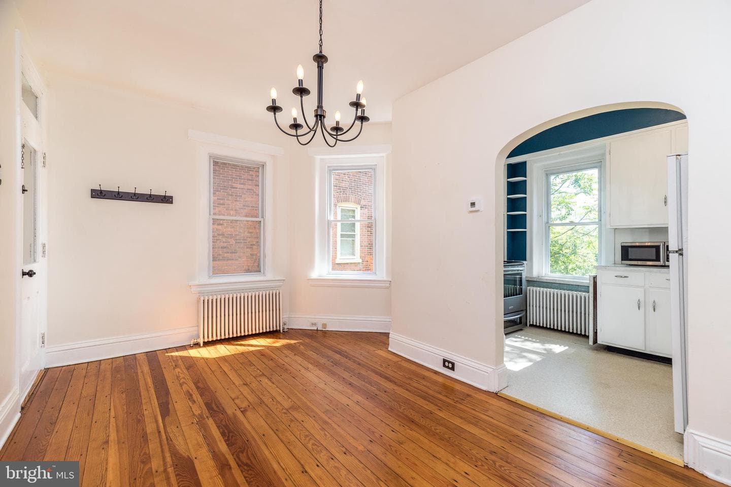 616 W Walnut Street photo 14