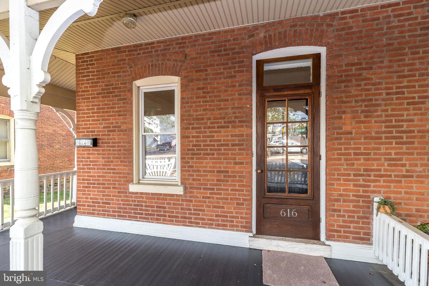 616 W Walnut Street photo 40