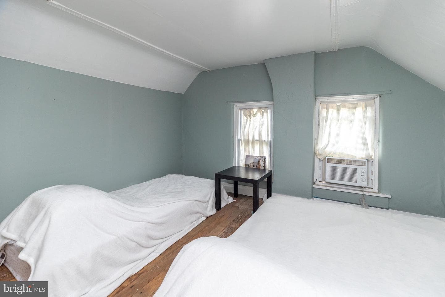 618 W Walnut Street photo 20