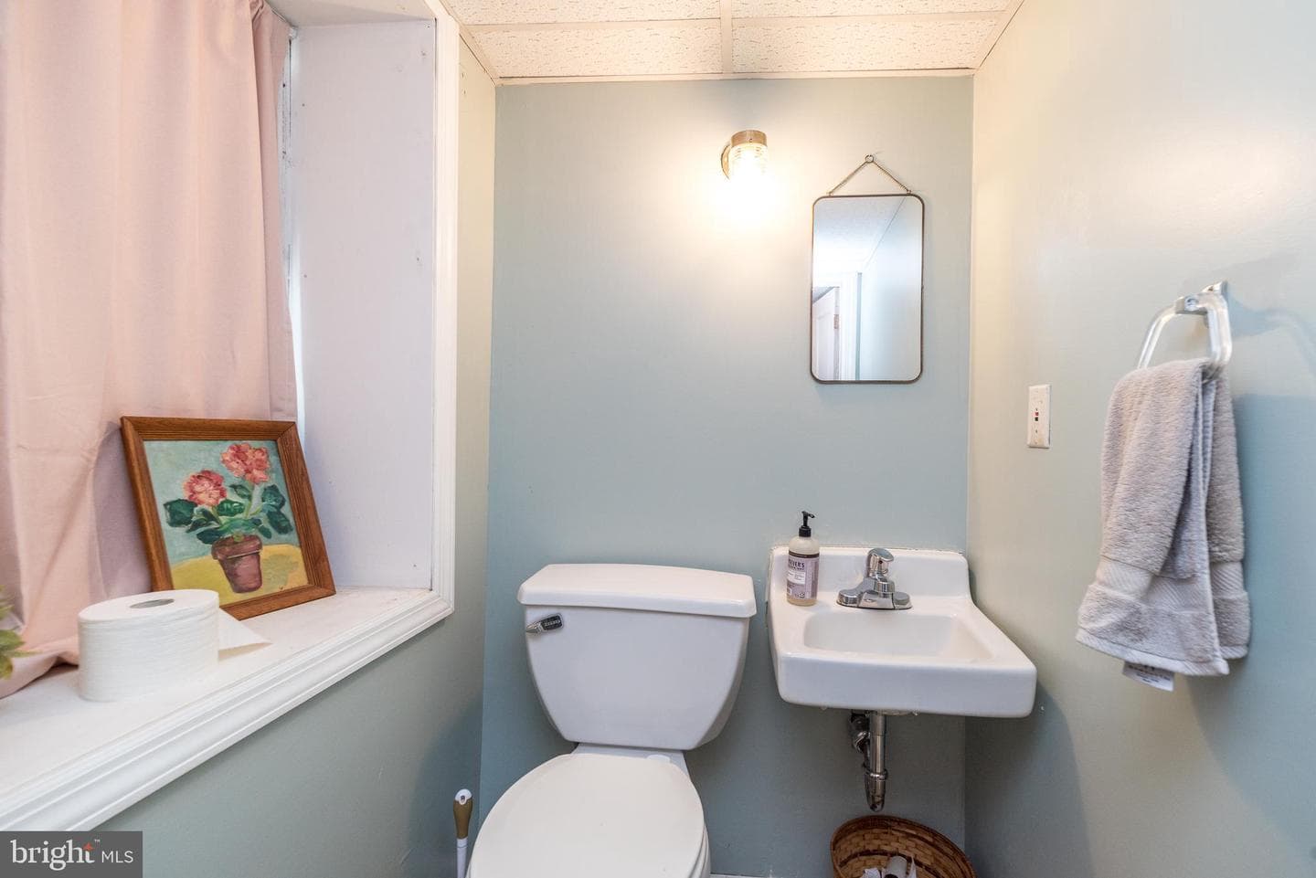 618 W Walnut Street photo 24