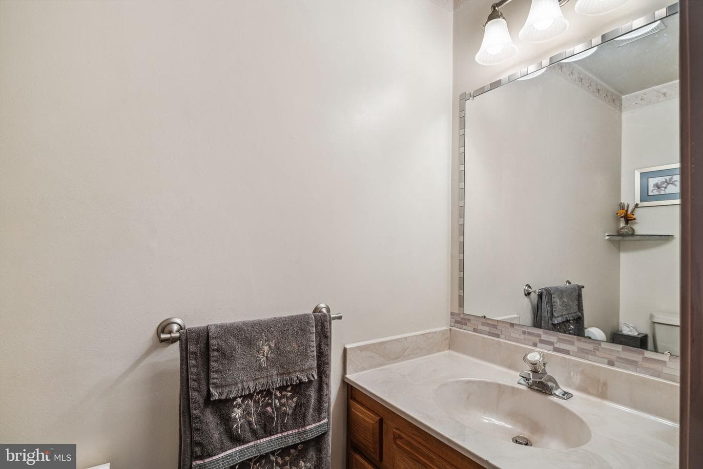 617 Highpointe Circle photo 12
