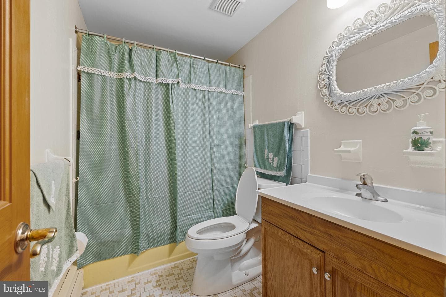 496 Holly Knoll Dr photo 32