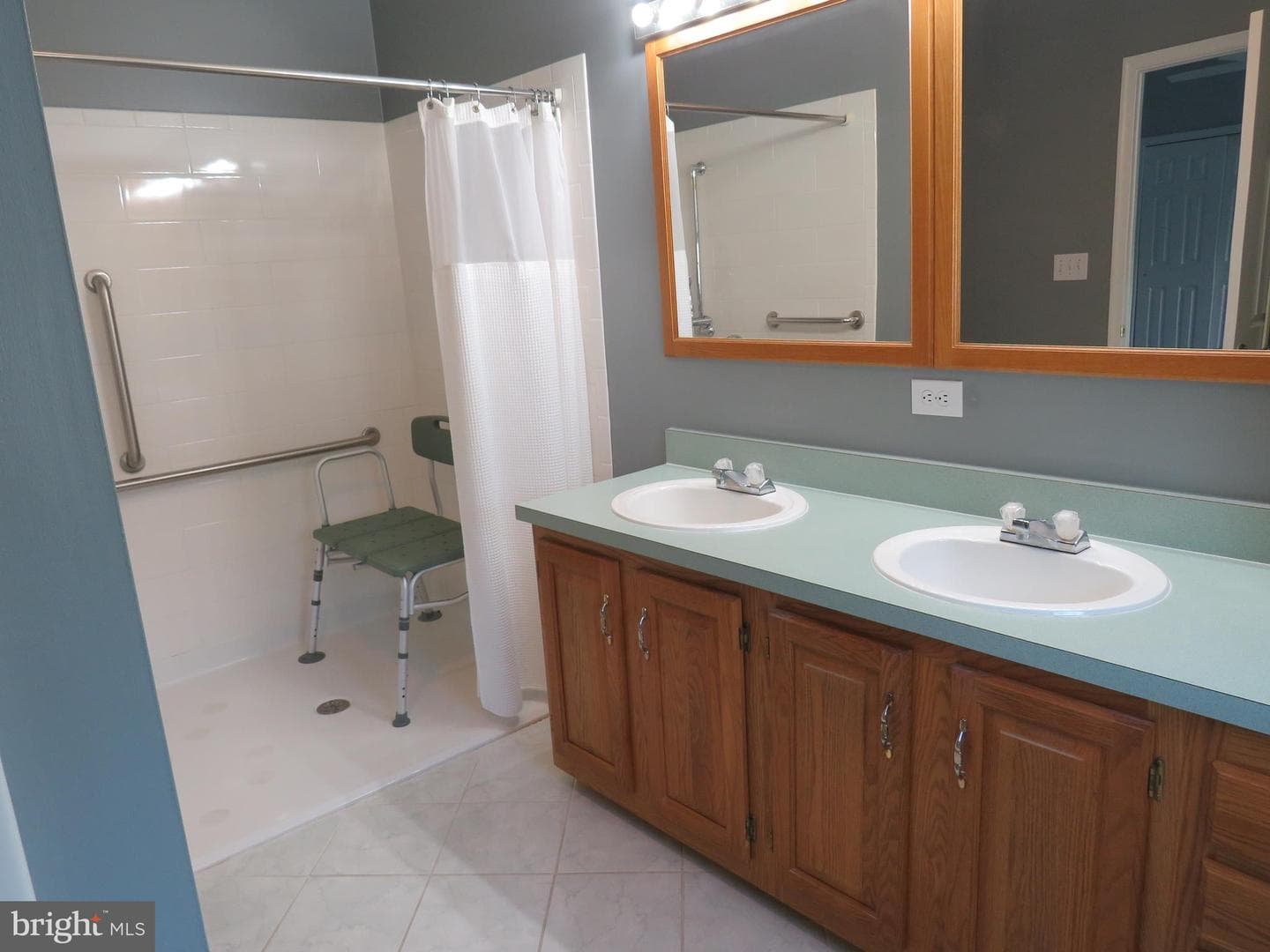 538 Haventree Court photo 25