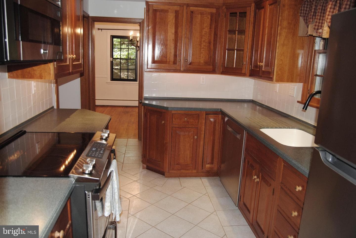 78 Tower Hill Road photo 47