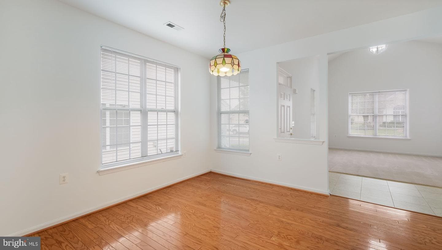 926 Laurens Lane photo 11