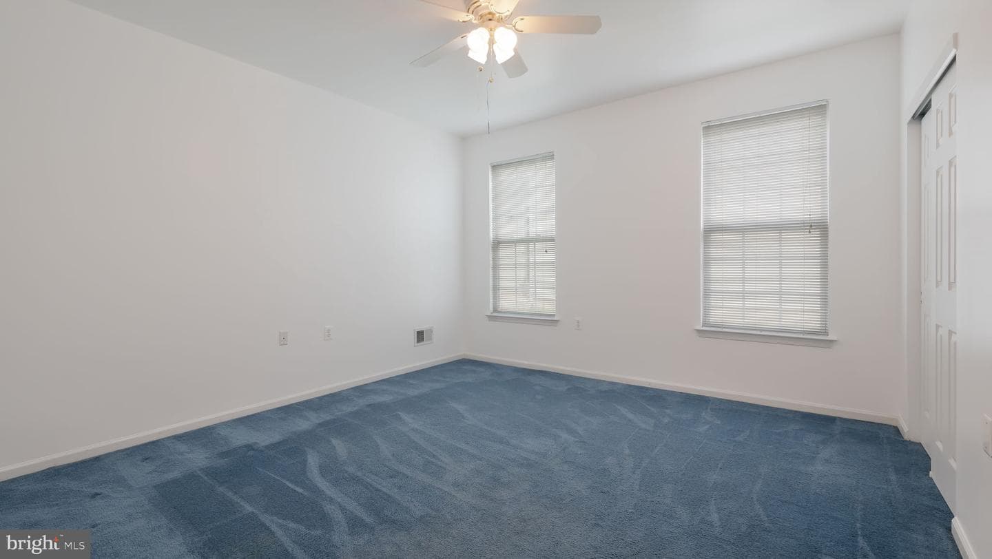 926 Laurens Lane photo 14