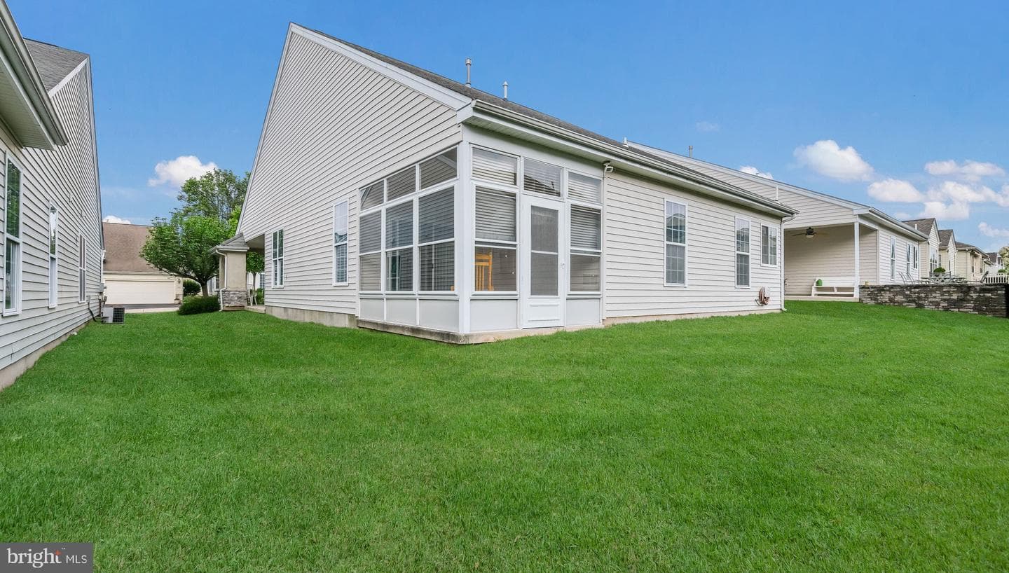 926 Laurens Lane photo 23