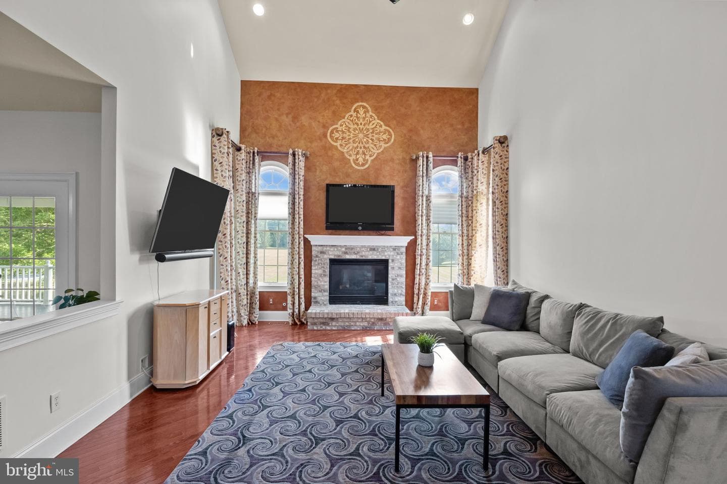22 Delaney Drive photo 12