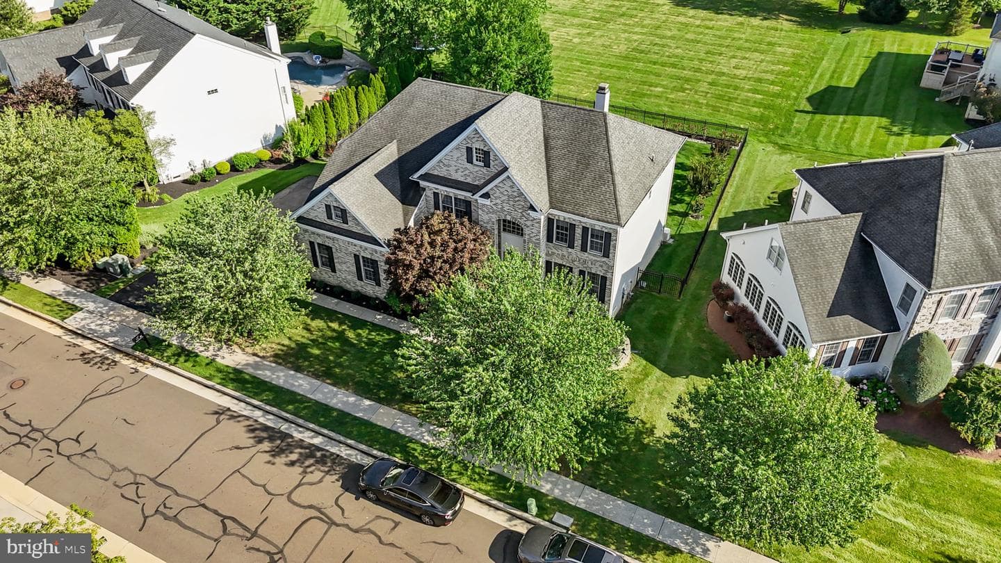 22 Delaney Drive photo 63