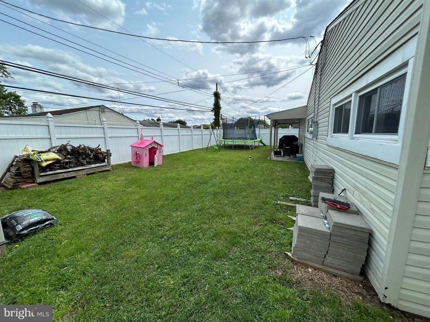 44 Sugarmaple Lane photo 51