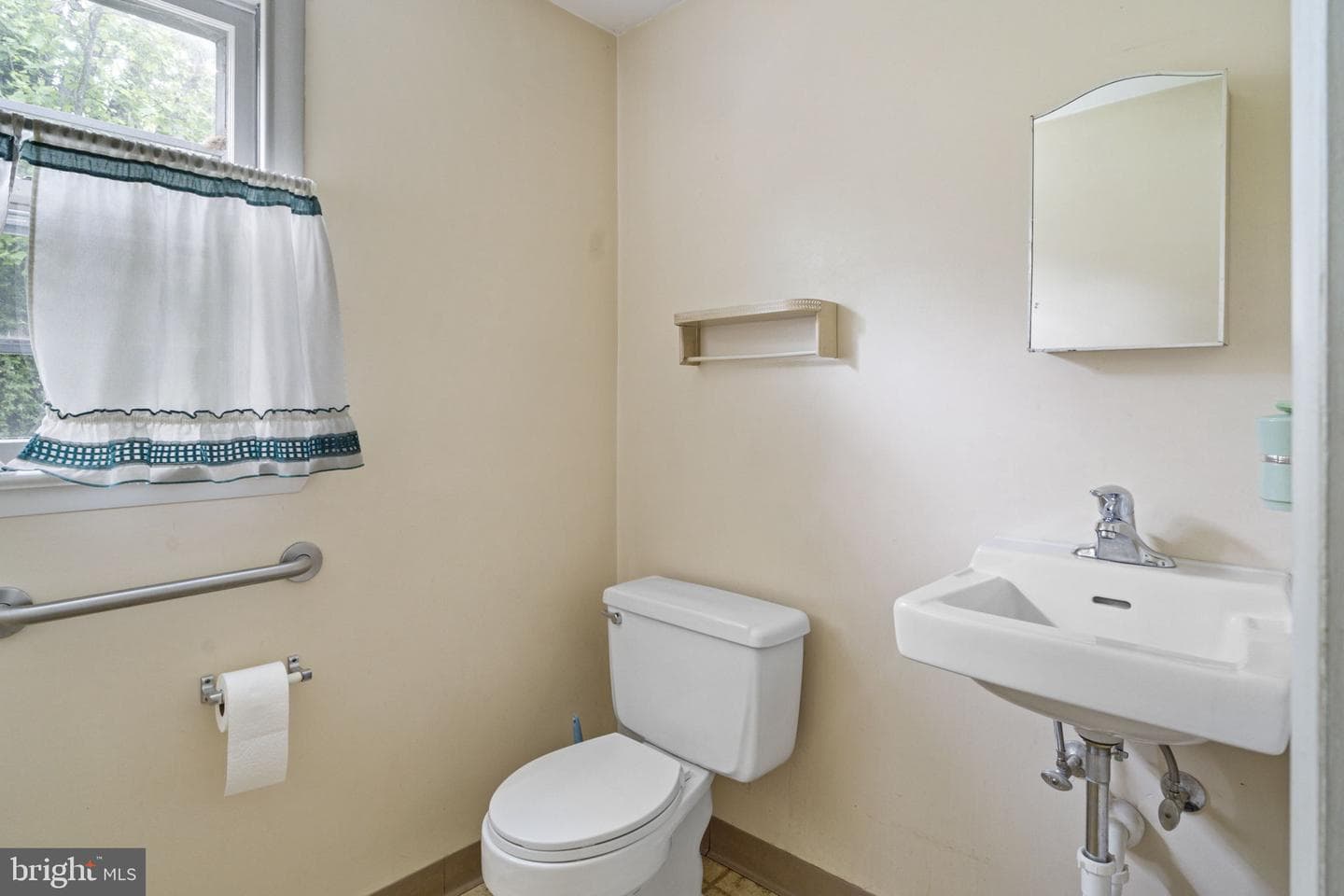 2375 Mill Hill Road photo 13