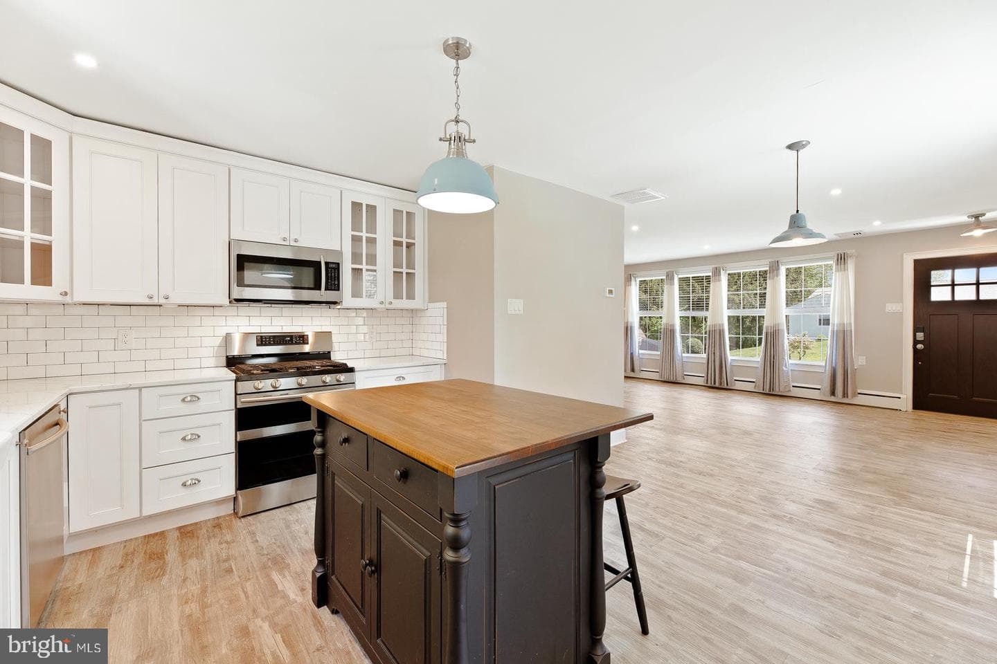 221 Brookside Drive photo 13