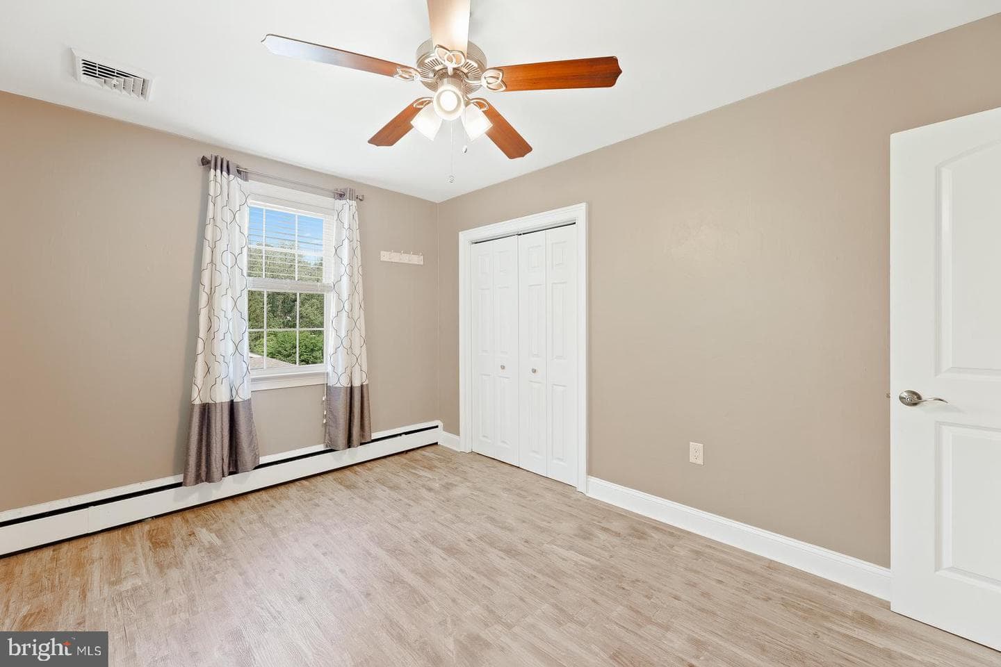 221 Brookside Drive photo 19