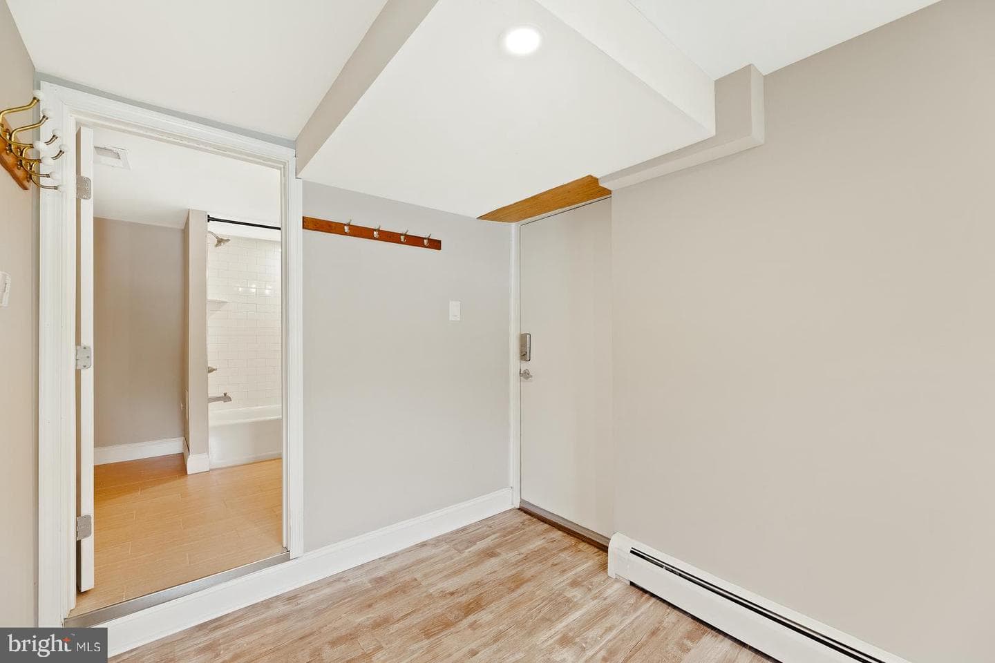 221 Brookside Drive photo 28
