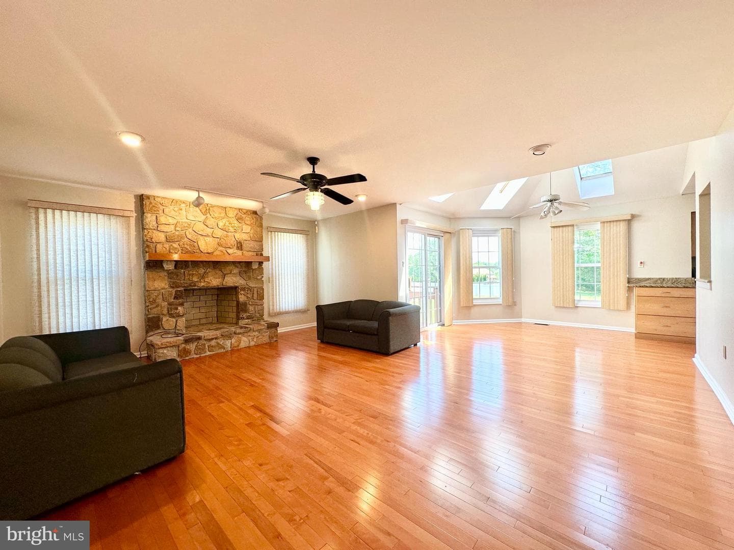 55 W Windrose Drive photo 14