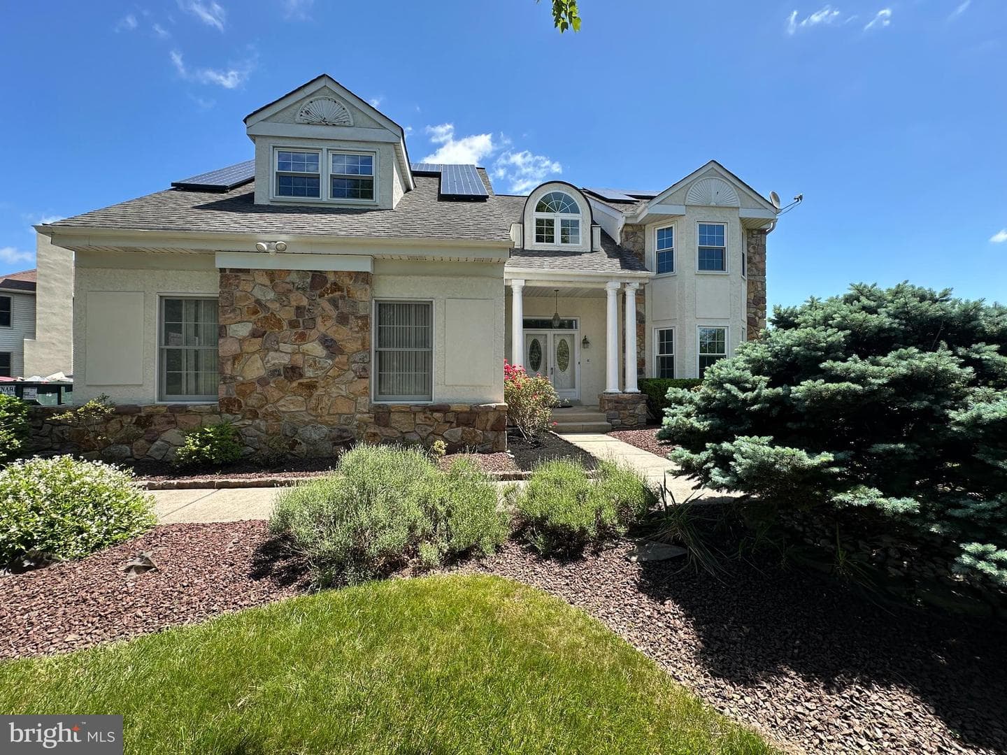 55 W Windrose Drive photo 2