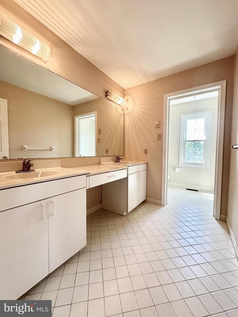 55 W Windrose Drive photo 26