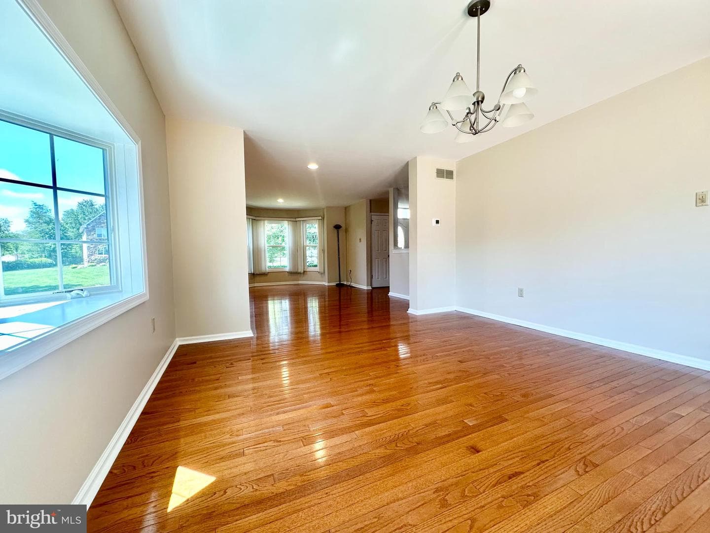 55 W Windrose Drive photo 8
