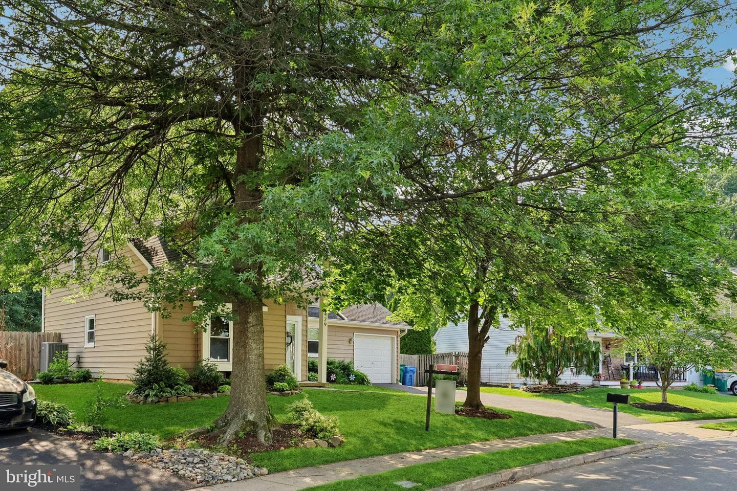 429 Stanford Road photo 3