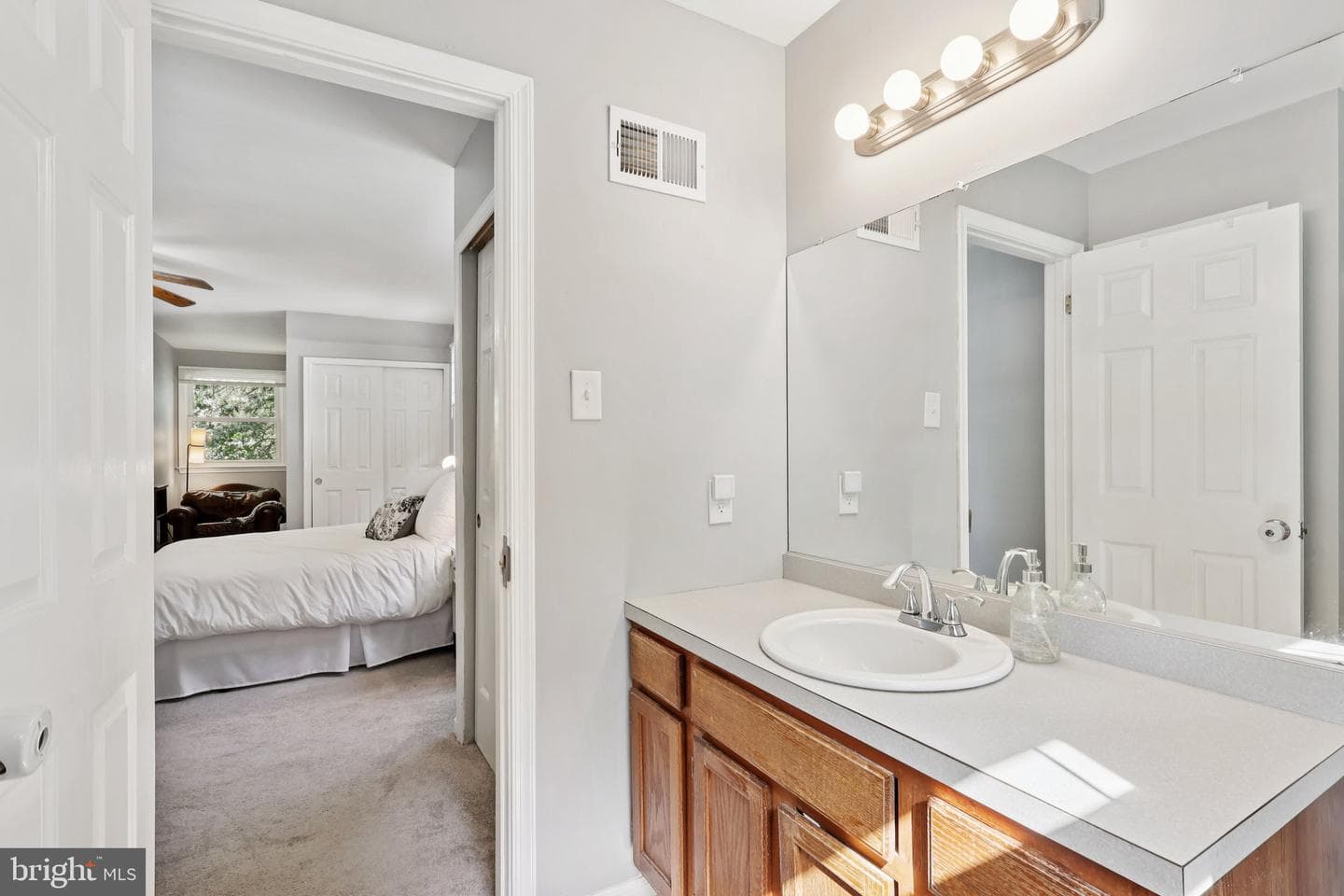 429 Stanford Road photo 35