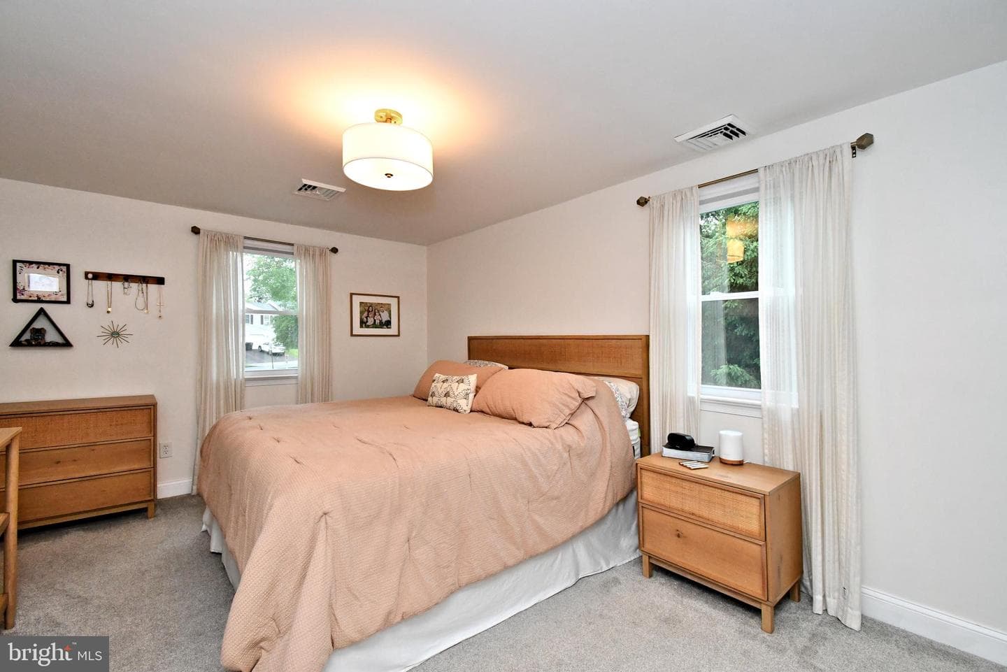 16 Grove Circle photo 24