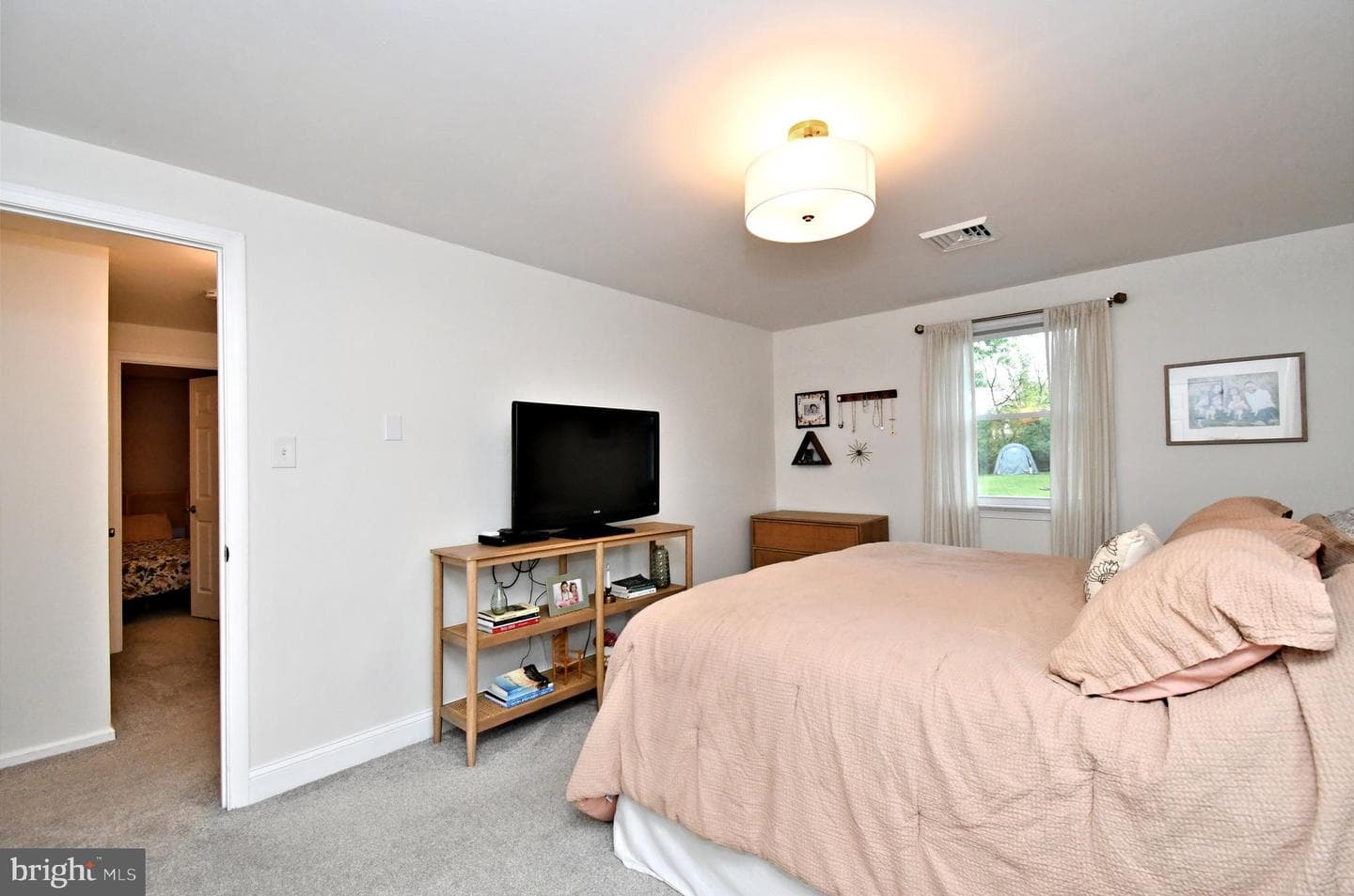16 Grove Circle photo 25