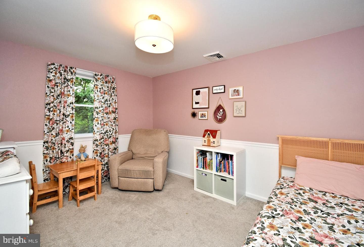 16 Grove Circle photo 35