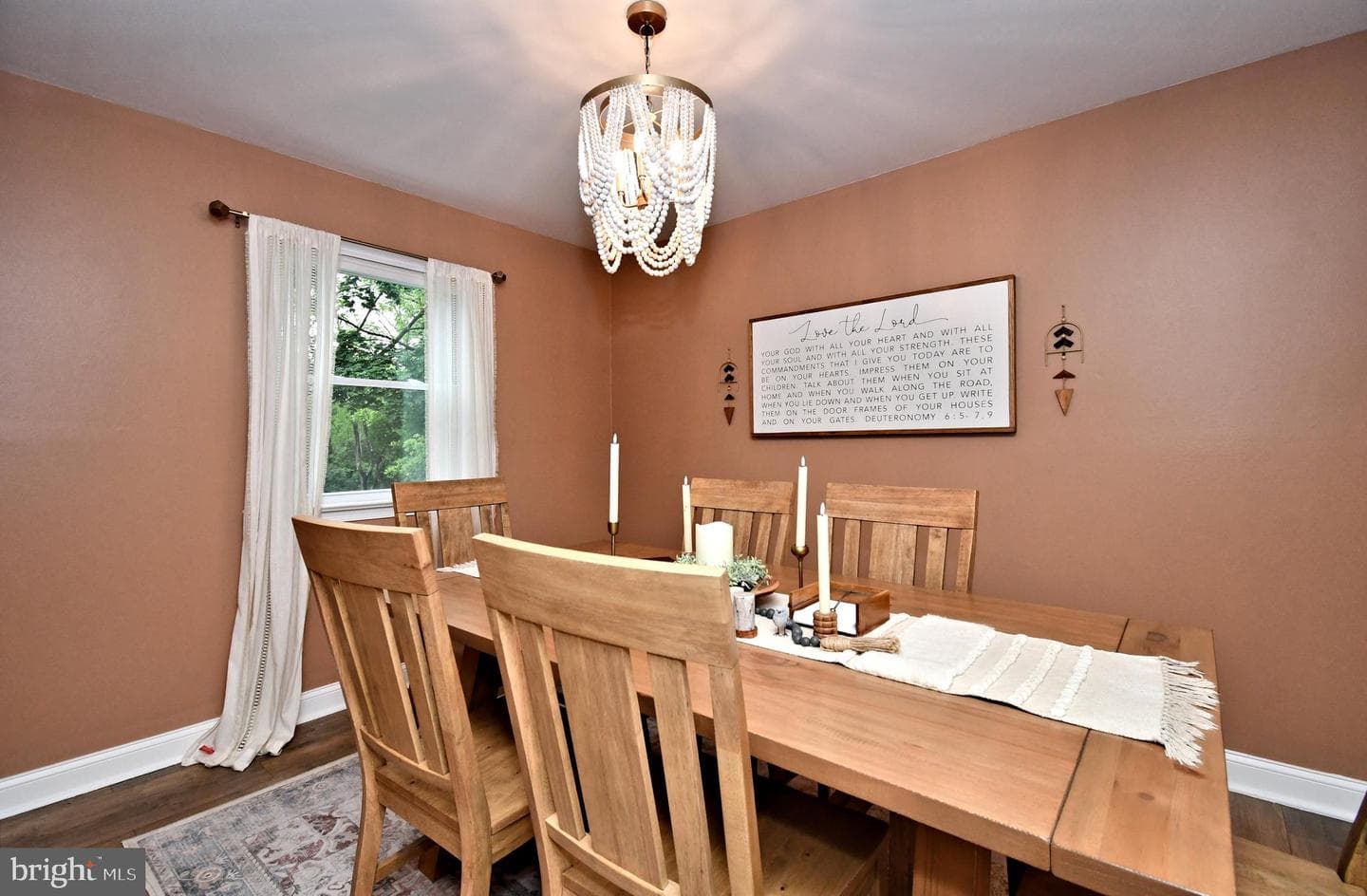 16 Grove Circle photo 9