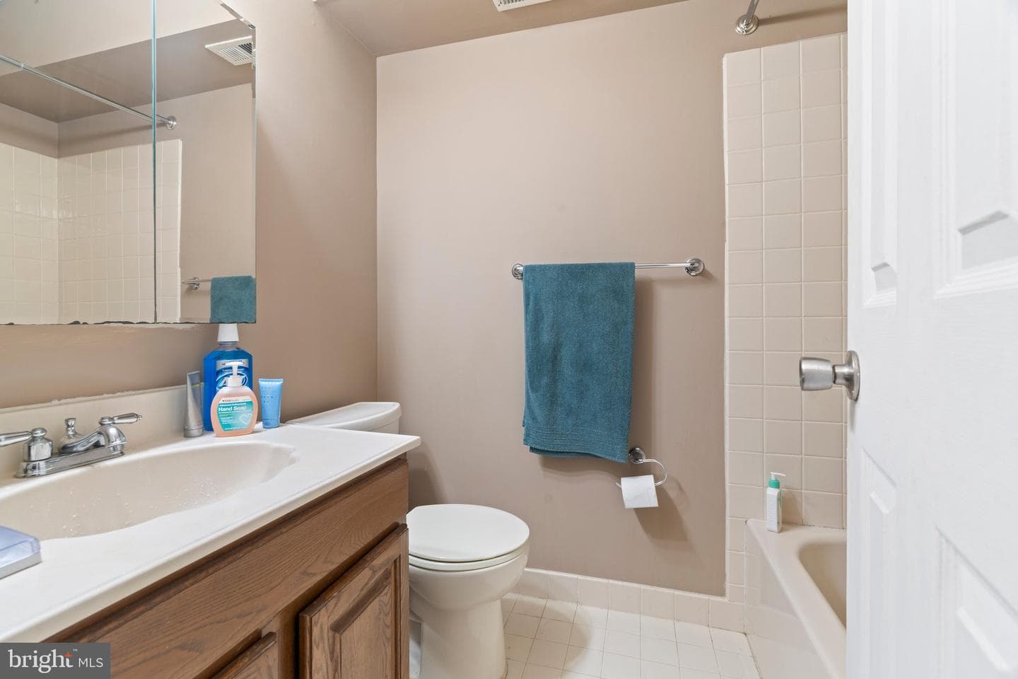 1206 Barry Court photo 12