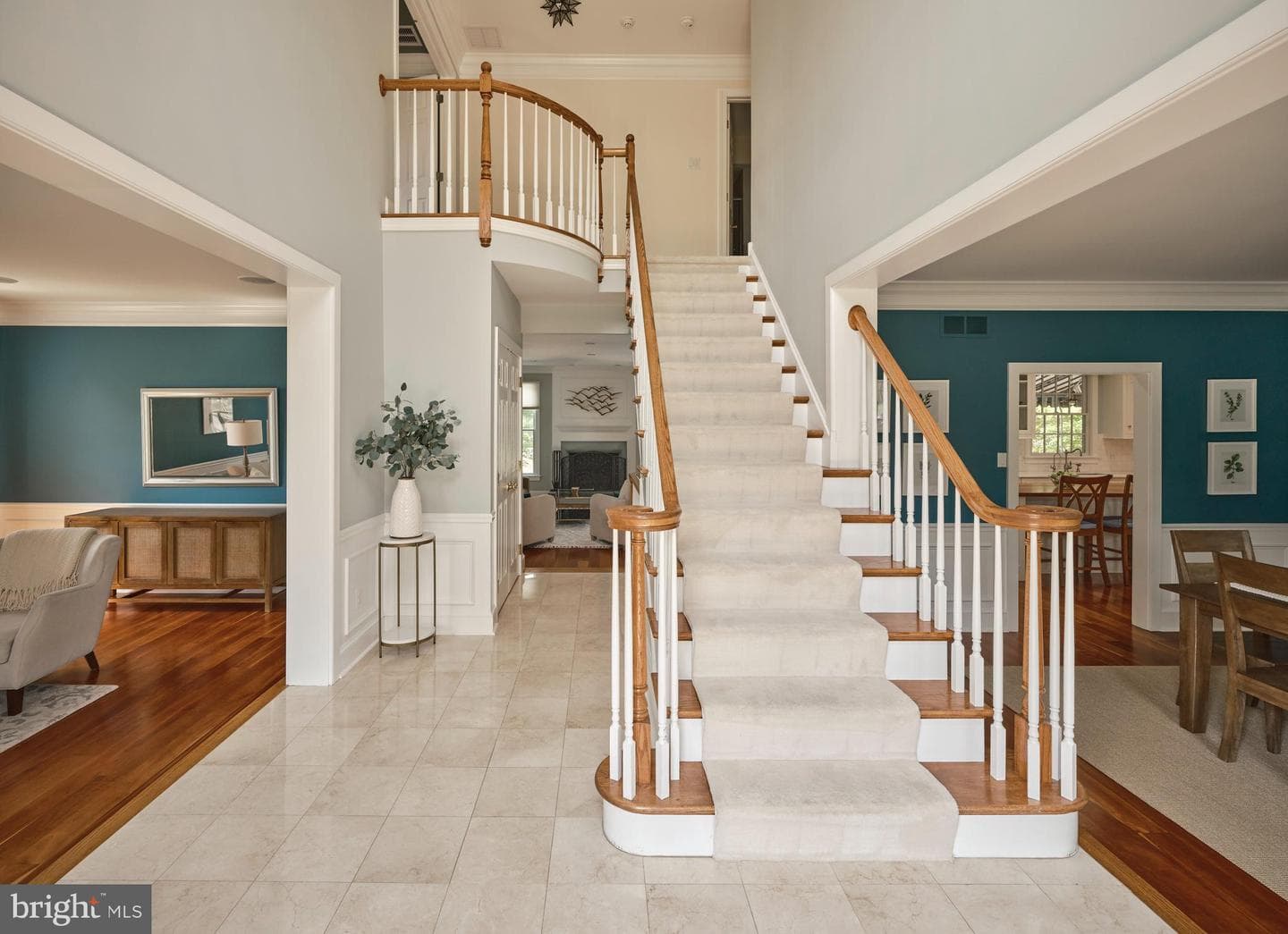 4953 Gloucester Drive photo 3