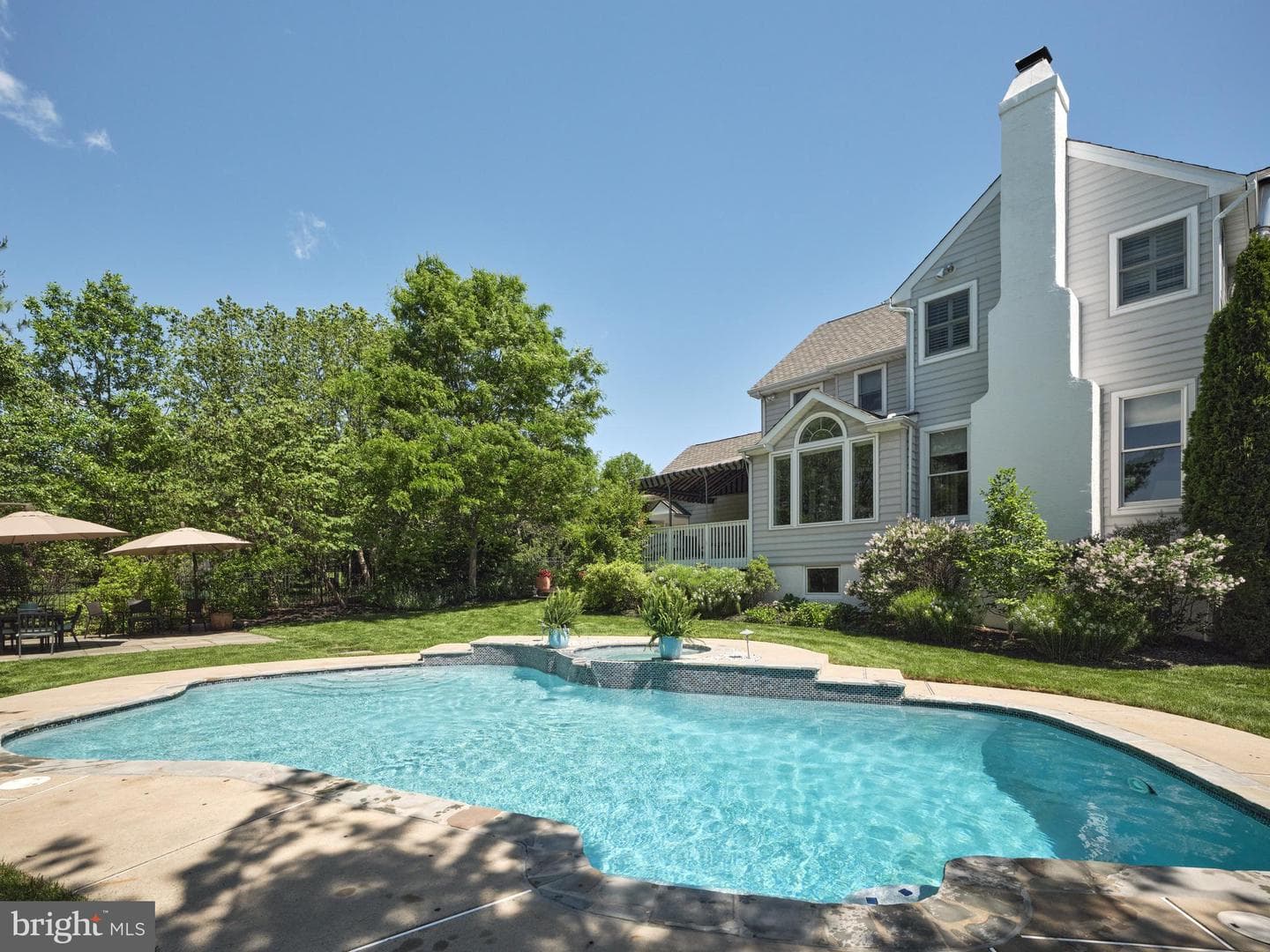 4953 Gloucester Drive photo 36