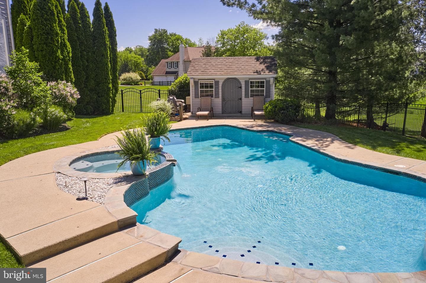 4953 Gloucester Drive photo 38