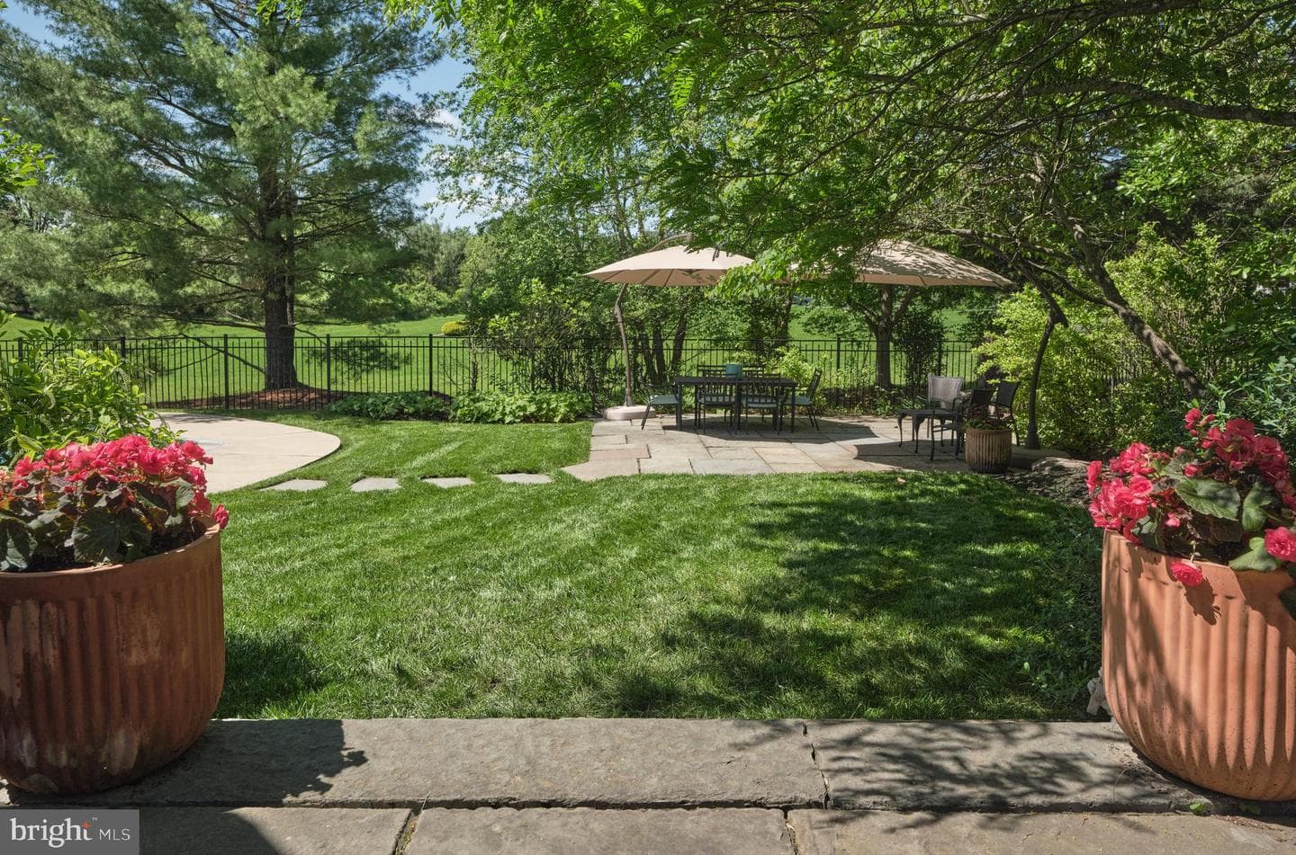 4953 Gloucester Drive photo 39